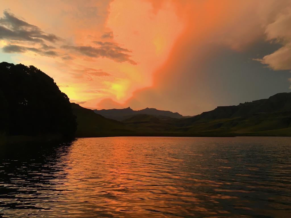 Giantscup Wilderness Reserve Underberg Bagian luar foto